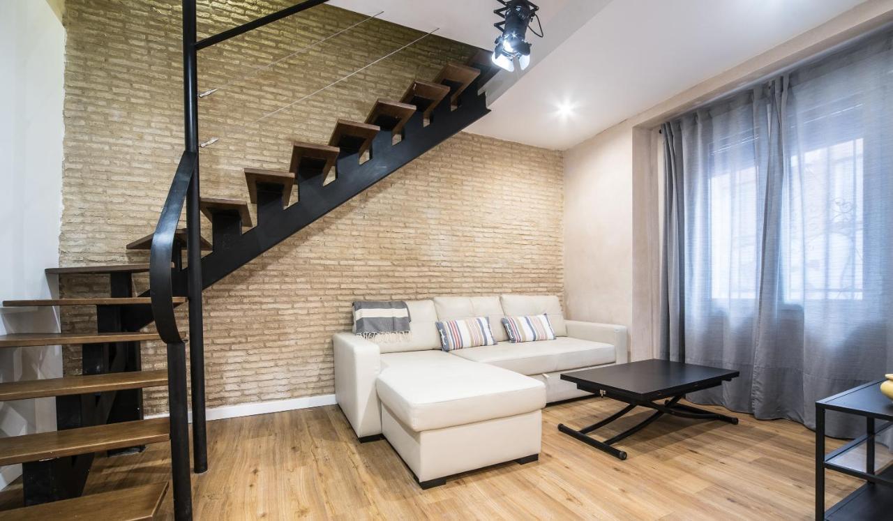 Rey De Sevilla Flats - Duplex Museo Dış mekan fotoğraf